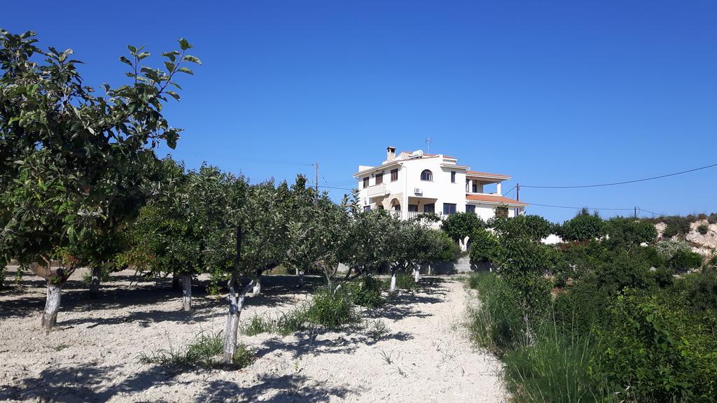Agrepavli Lapithia Daire Kallepia Dış mekan fotoğraf